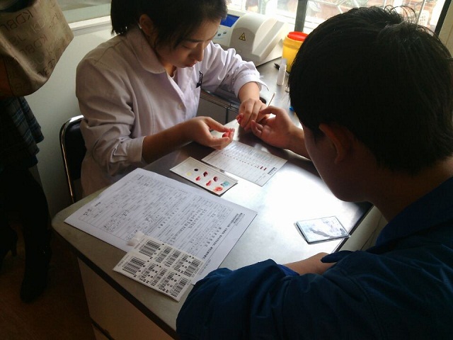 滴血润新生，血浓情更浓